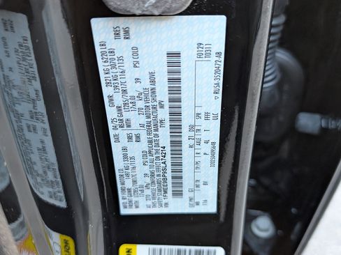 Used 2025 Ford Bronco Badlands image 36