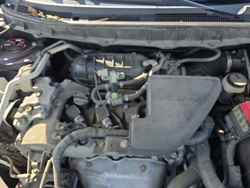 Used 2015 Nissan Rogue S w/ Convenience Package AWD/4WD image 25