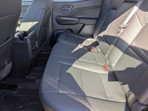 New 2026 GMC Canyon Elevation w/ Convenience Package image 16