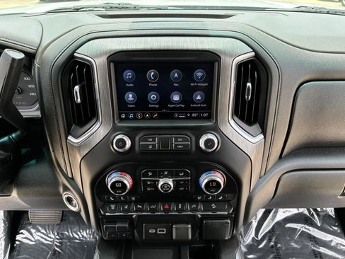 Used 2022 GMC Sierra 2500 Denali AWD/4WD image 19