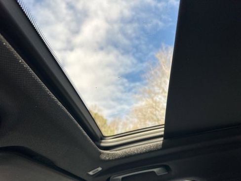 Used 2023 BMW X5 sDrive40i w/ M Sport Package image 22