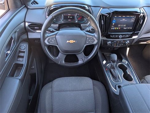 Certified 2023 Chevrolet Traverse LT image 8