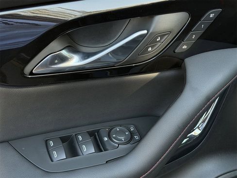 New 2025 Chevrolet Blazer RS w/ Driver Confidence II Package image 21