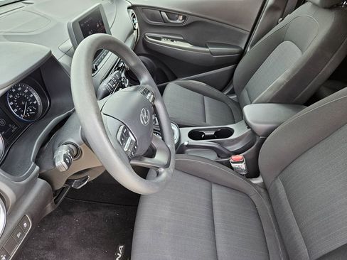 Used 2023 Hyundai Kona SEL FWD image 9