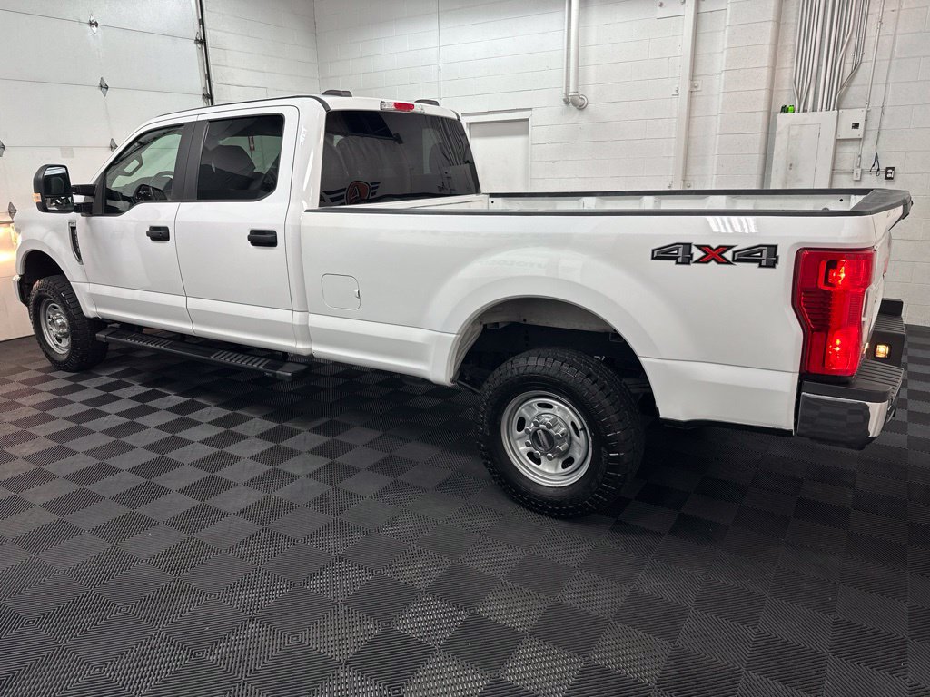 Used 2022 Ford F250 XL w/ Power Equipment Group AWD/4WD image 6