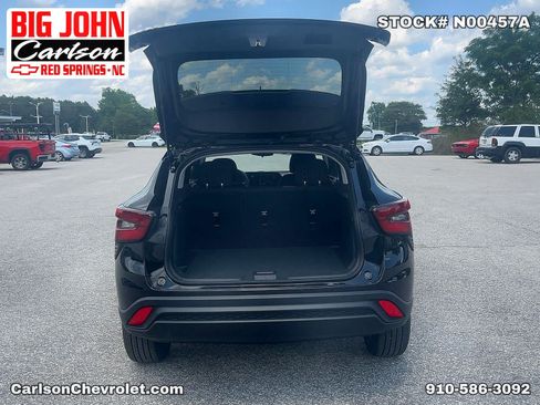 Used 2026 Chevrolet Trax LS FWD image 13