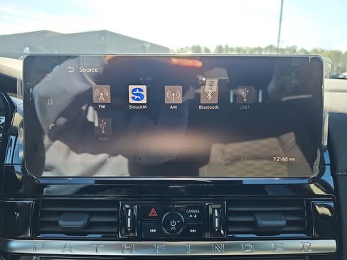 New 2026 Nissan Pathfinder Platinum FWD image 26