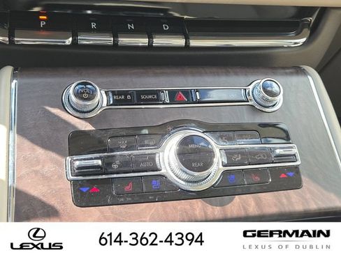 Used 2023 Lincoln Aviator Reserve w/ Equipment Group 201A AWD/4WD image 20