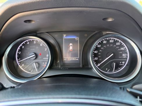 Used 2019 Toyota Camry SE image 13