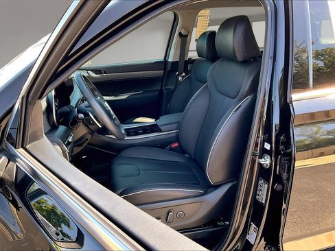 Used 2025 Hyundai Palisade SEL FWD image 21