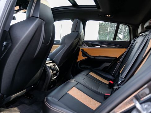 Used 2022 BMW X4 M w/ Competition Package image 41