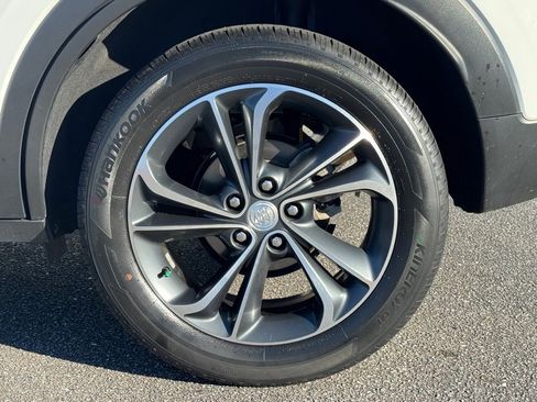 Used 2022 Buick Encore GX Select image 9