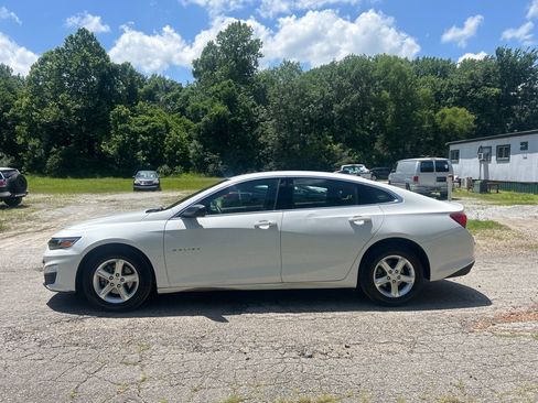 Used 2024 Chevrolet Malibu LS FWD image 5