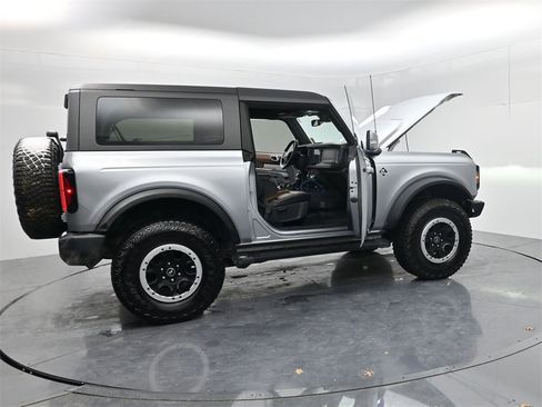 Used 2023 Ford Bronco Outer Banks w/ Sasquatch Package image 51