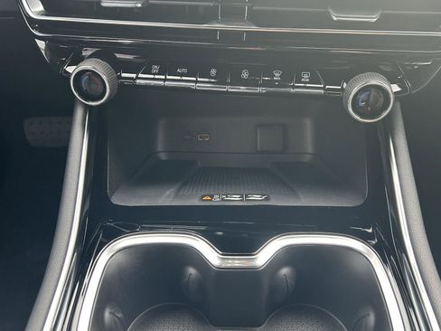 New 2026 Chevrolet Traverse LT w/ Driver Confidence Package image 34