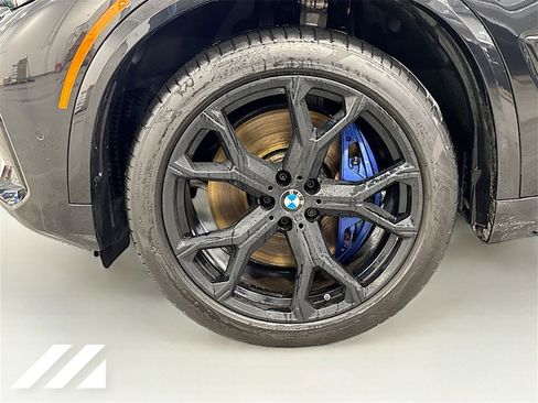 Used 2023 BMW X5 M50i w/ Climate Comfort Package image 34