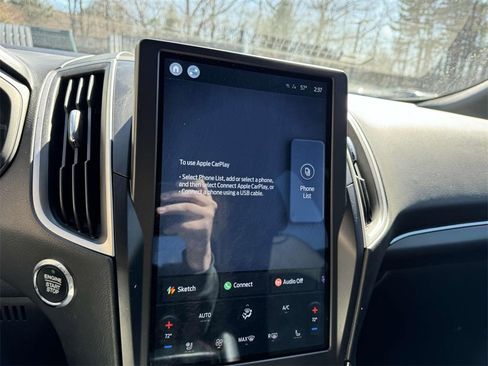 Used 2022 Ford Edge ST-Line w/ Cargo Accessory Package image 23