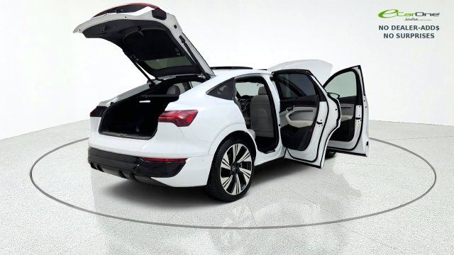 Used 2024 Audi Q8 e-tron Prestige w/ Prestige Package AWD/4WD image 19