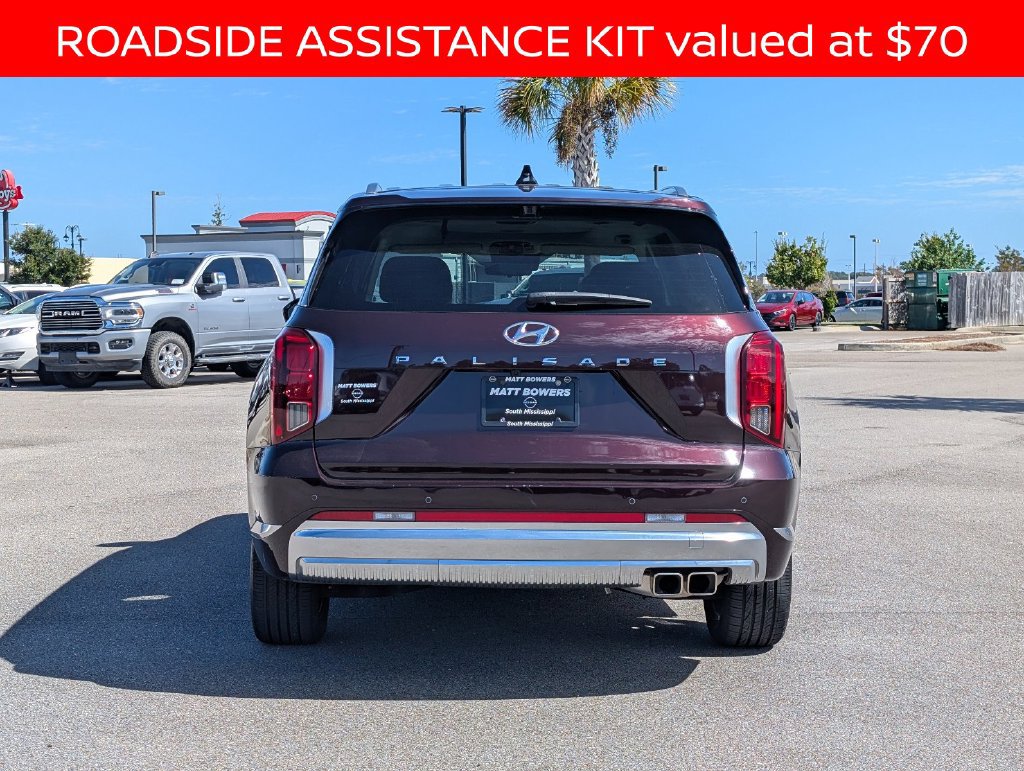 Used 2024 Hyundai Palisade Calligraphy FWD image 4