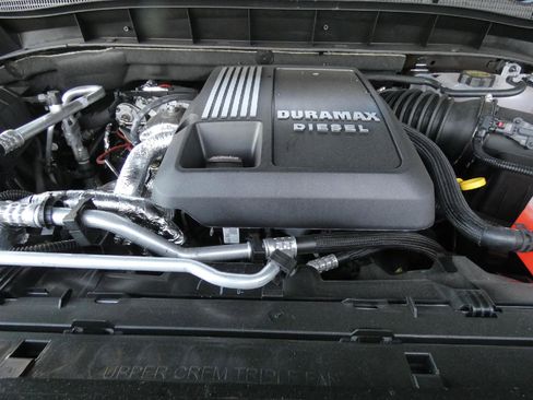 New 2026 GMC Sierra 1500 SLT w/ SLT Premium Plus Package image 18