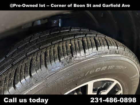 Used 2020 Nissan Pathfinder SV w/ Rock Creek Edition AWD/4WD image 12