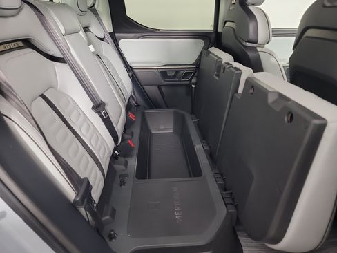 Used 2022 Rivian R1T Adventure AWD/4WD image 24