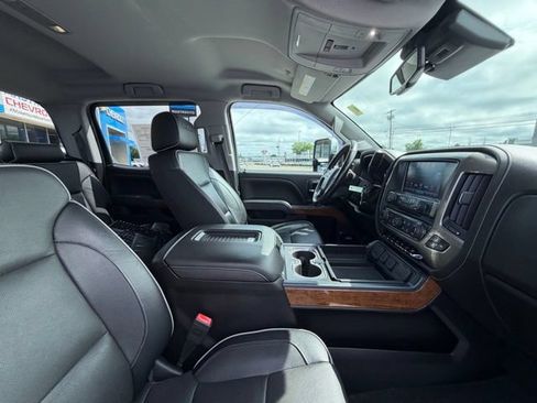 Used 2018 Chevrolet Silverado 2500 High Country w/ Duramax Plus Package AWD/4WD image 16