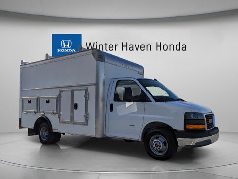 Used 2022 GMC Savana 3500 w/ Power Convenience Package image 1