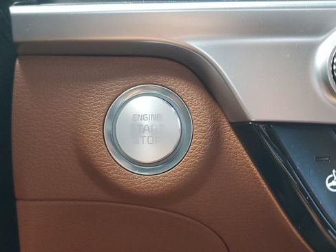 Certified 2025 Kia Telluride AWD image 30