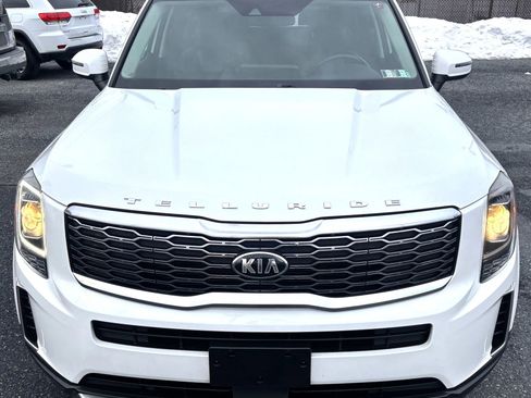 Used 2020 Kia Telluride S image 2