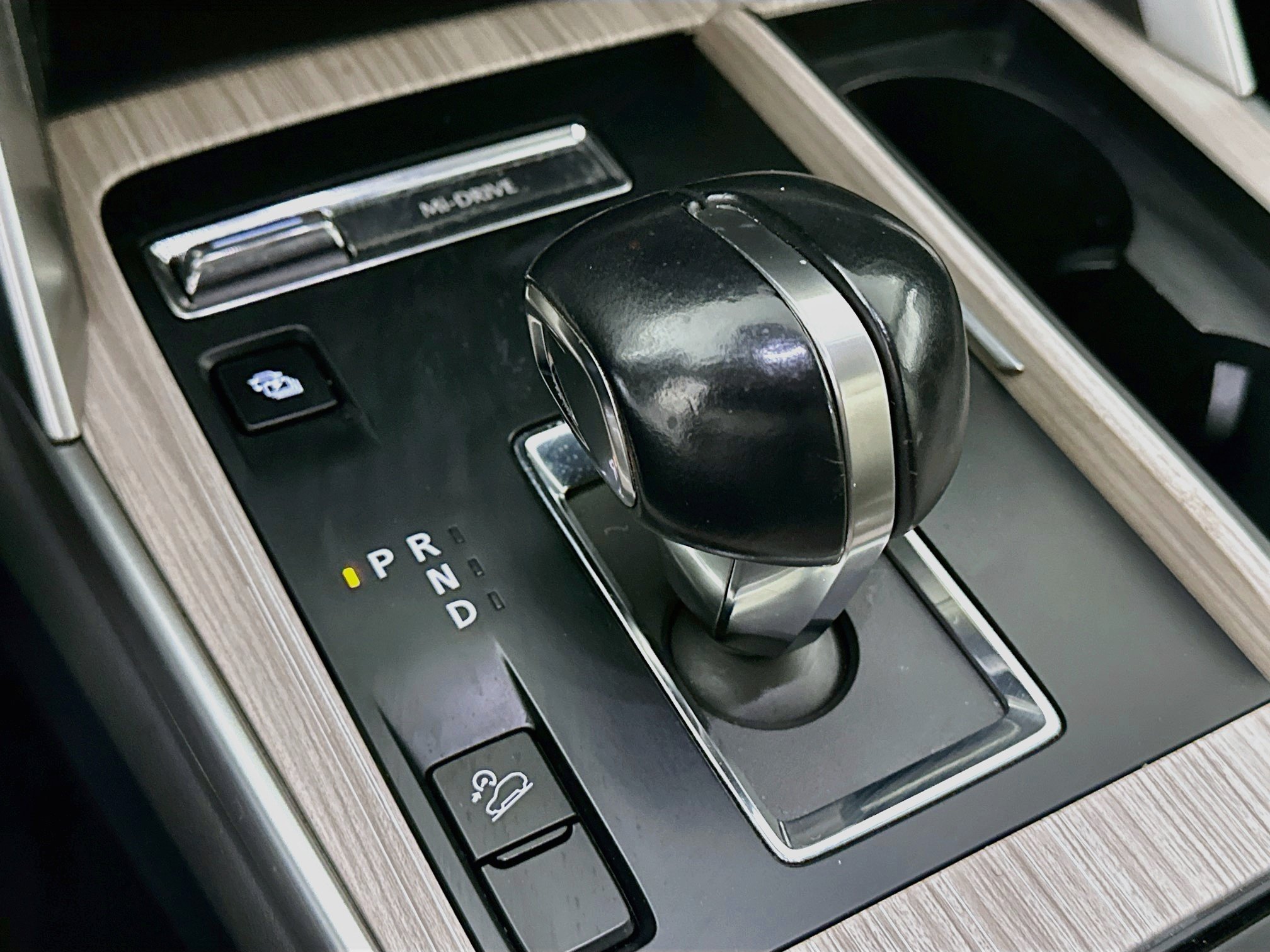 Used 2024 MAZDA CX-90 Plug-In Hybrid w/ Premium Pkg AWD/4WD image 25
