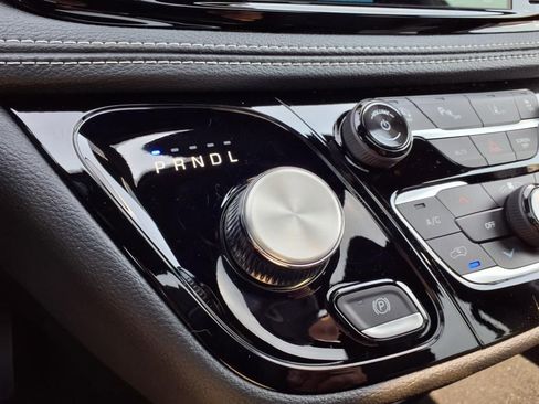 New 2026 Chrysler Pacifica Select image 25