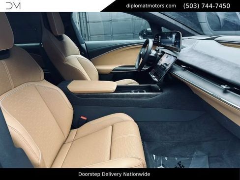 Used 2026 Lucid Gravity Grand Touring AWD/4WD image 19