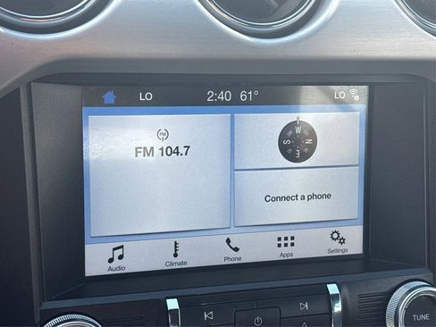 Used 2016 Ford Mustang Premium image 15