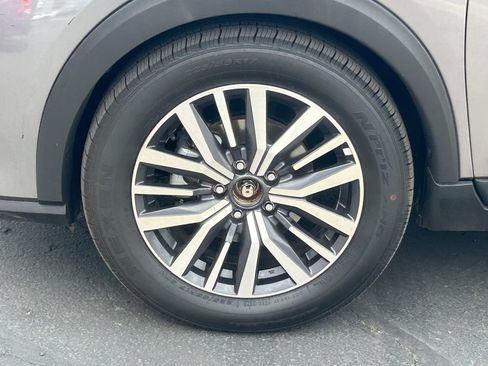 Used 2021 Nissan Kicks SV FWD image 13
