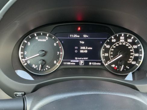 Certified 2024 INFINITI QX50 Luxe image 10