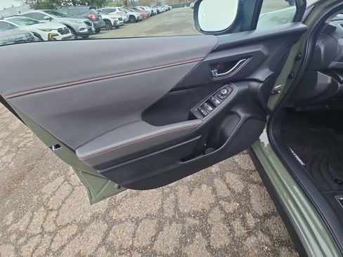 New 2026 Subaru Crosstrek 2.5i Limited w/ Crosstrek Mirror Package image 12
