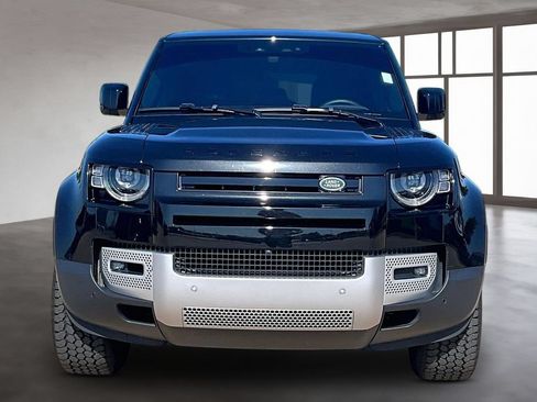 Used 2024 Land Rover Defender 110 S AWD/4WD image 3