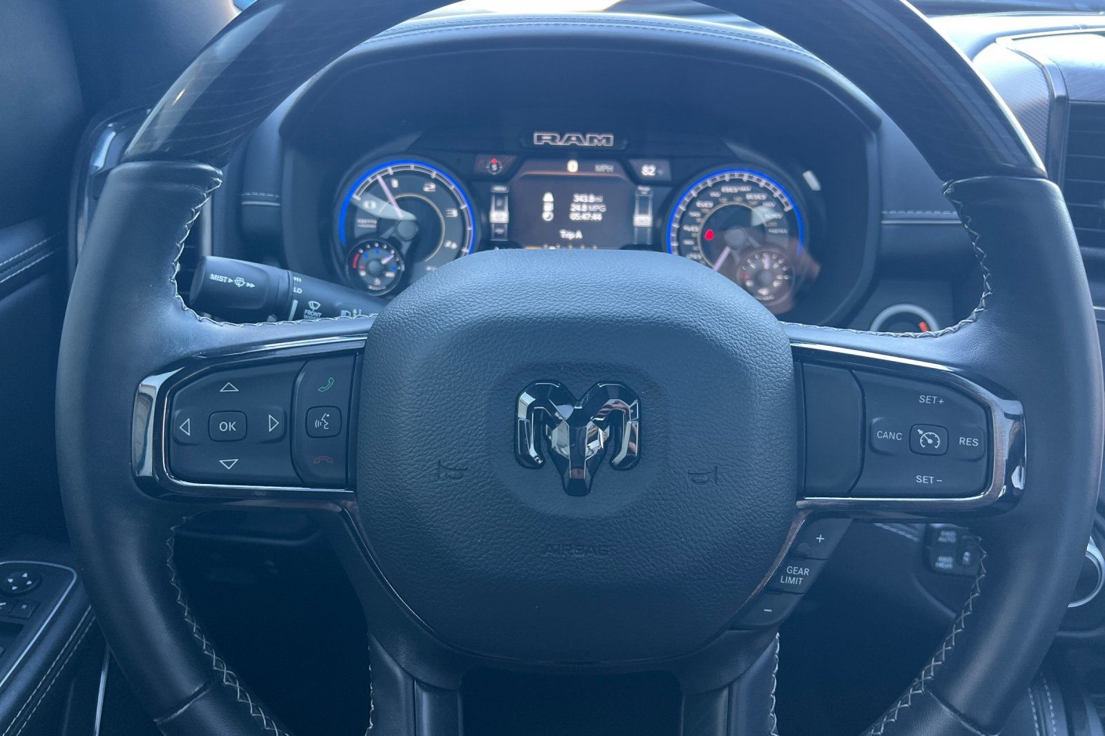 Used 2022 RAM 1500 Limited AWD/4WD image 24