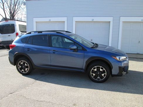 Used 2019 Subaru Crosstrek 2.0i Premium image 3
