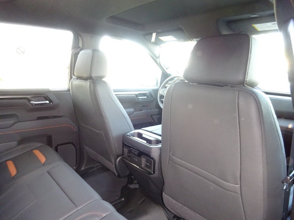 New 2026 GMC Sierra 1500 AT4 w/ AT4 Premium Package AWD/4WD image 22