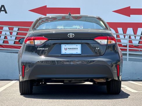 Used 2024 Toyota Corolla LE FWD image 4