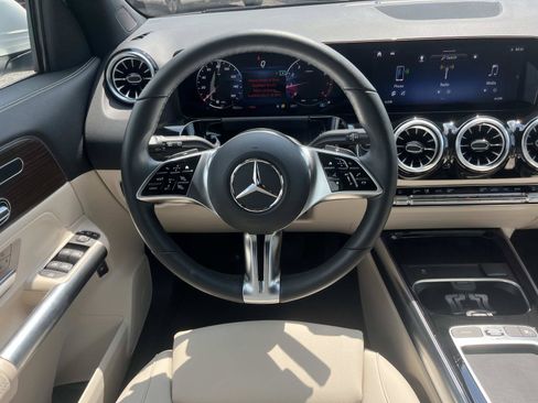Used 2026 Mercedes-Benz GLA 250 4MATIC image 14