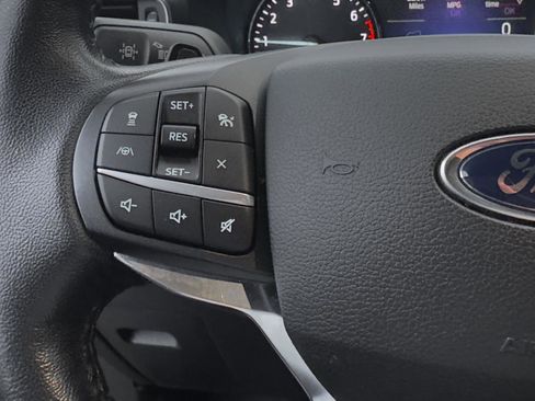 Used 2020 Ford Explorer Limited w/ Class III Trailer Tow Package image 24