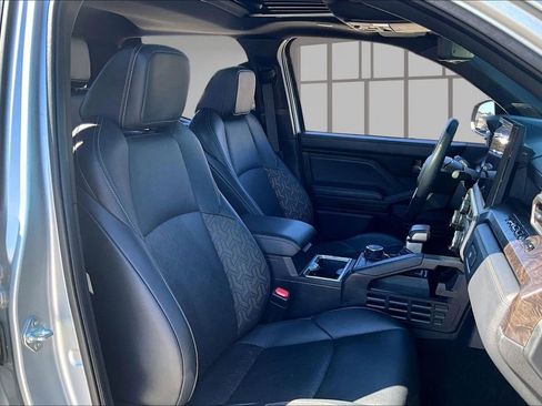 Used 2024 Toyota Tacoma Limited w/ Limited Package (LT) image 28