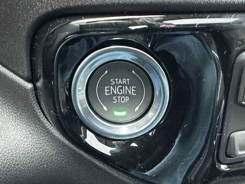 New 2026 GMC Sierra 2500 SLT w/ SLT Convenience Package image 35