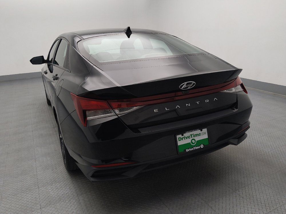 Used 2023 Hyundai Elantra SEL w/ Convenience Package FWD image 7