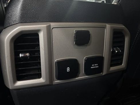 Used 2022 Ford F450 Lariat w/ Lariat Ultimate Package image 35