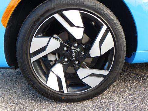 Used 2024 Kia Soul GT-Line image 2