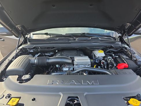 New 2026 RAM 1500 Big Horn AWD/4WD image 29